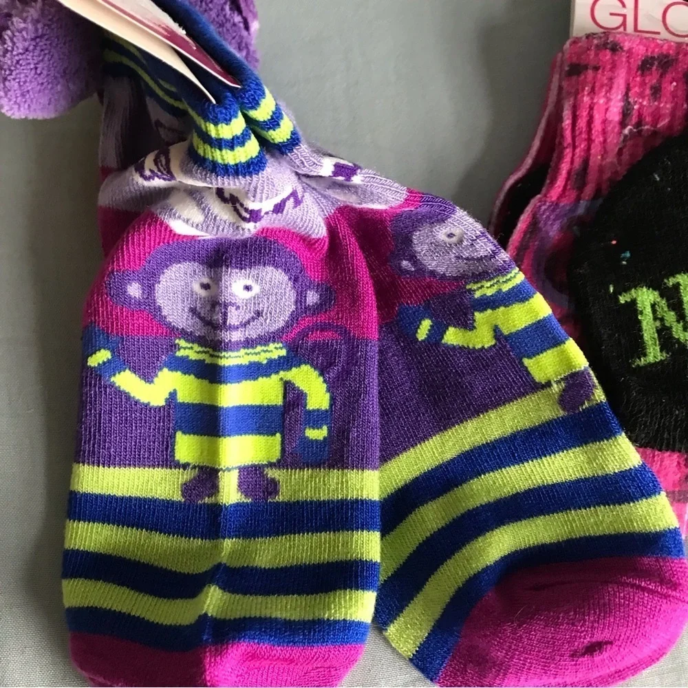 NWT Xhilaration Bundle of monkey socks and flip over gloves